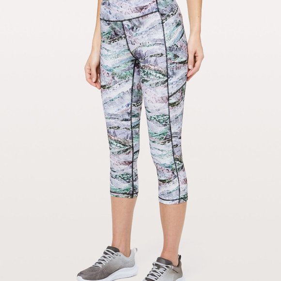 3/$30 Lululemon Wunder Under High-Rise Tight 23" - Picture 1 of 7